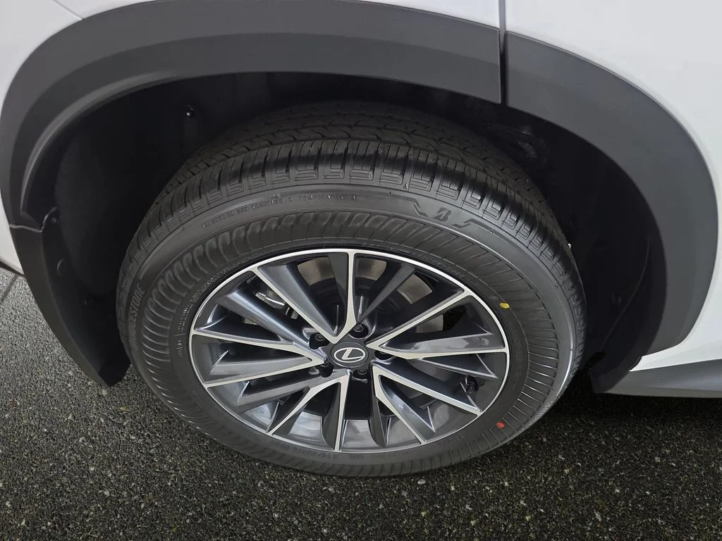 New 2026 Ultra White Lexus PREMIUM image 30