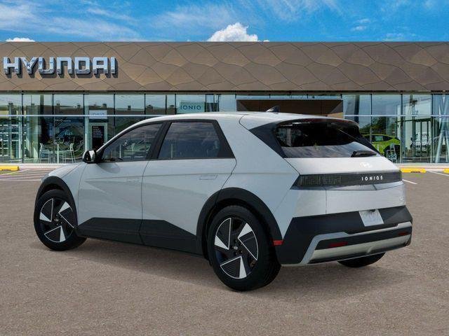 New 2026 White Hyundai SEL image 5