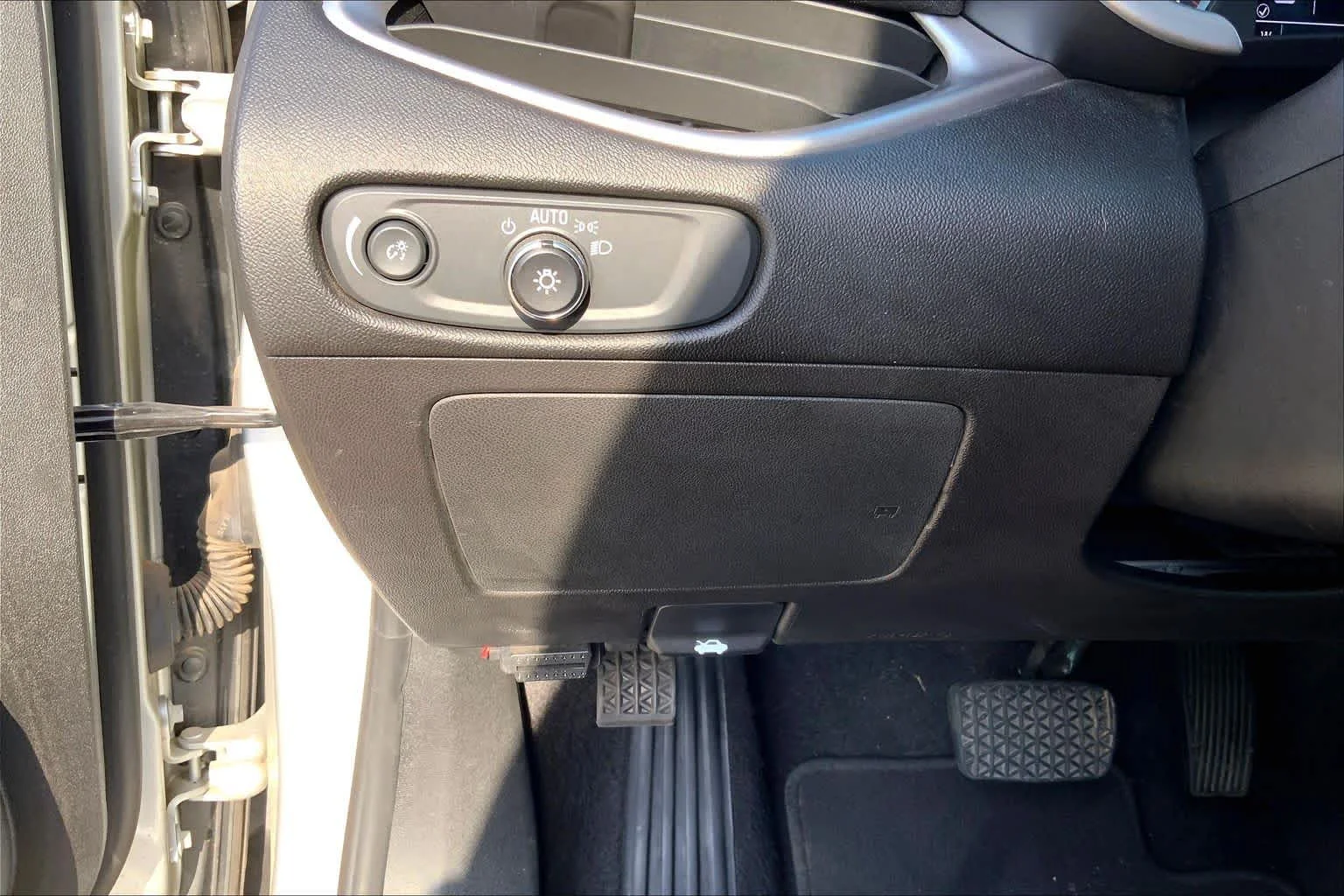 Used 2021 Silver Ice Metallic Chevrolet LS image 32