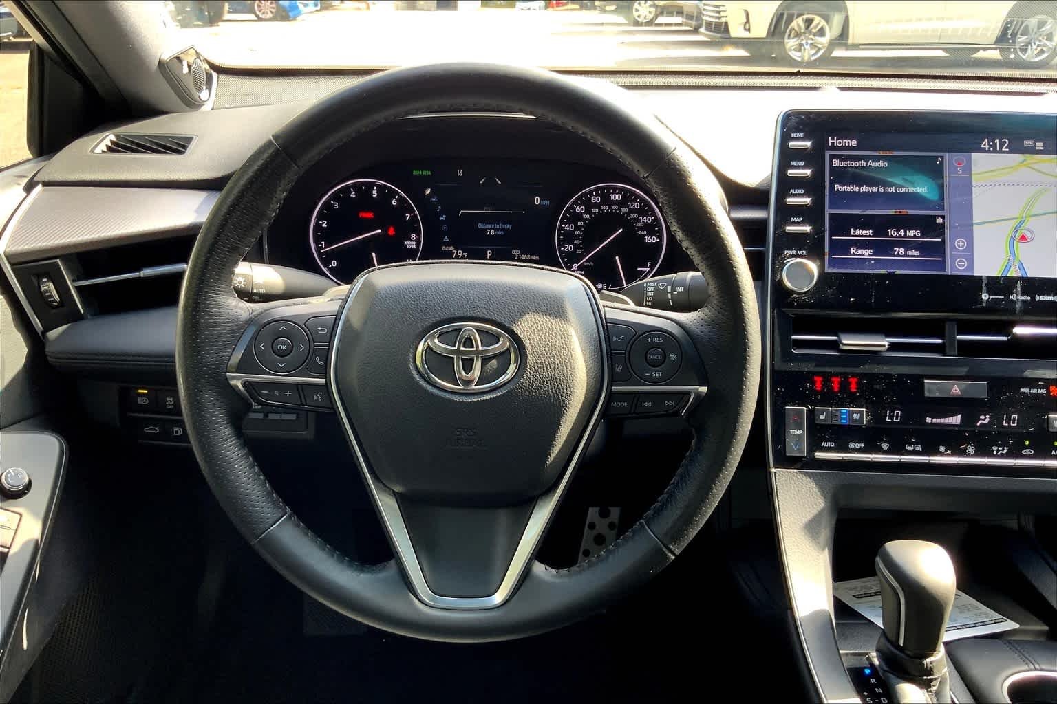 Used 2019 Wind Chill Pearl Toyota Touring image 5