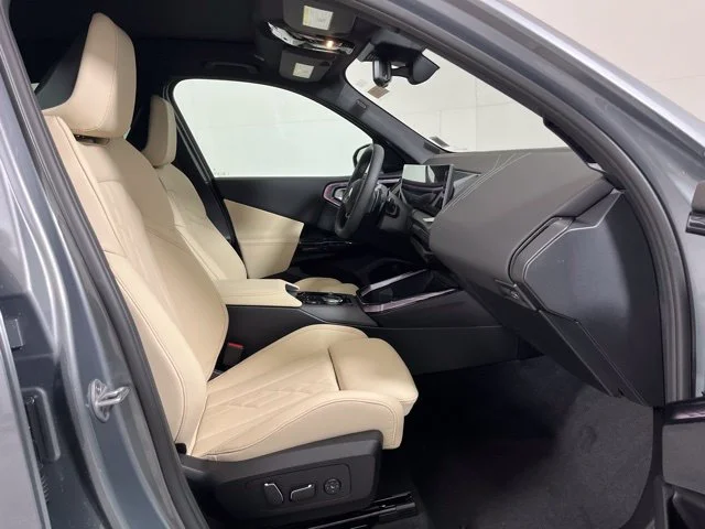 2026 BMW X3 30 - Photo 22