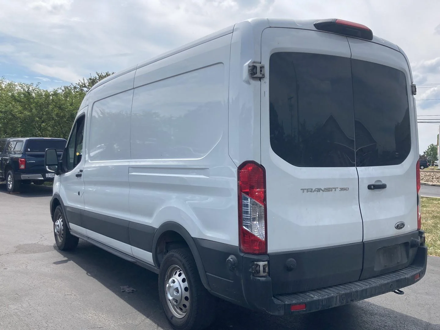 Used 2024 Oxford White Ford 350 image 6