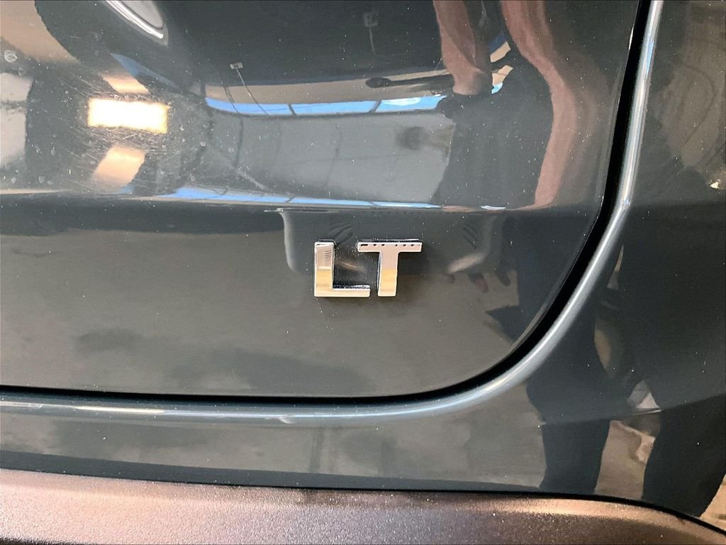 Used 2025 Gray Chevrolet LT image 30