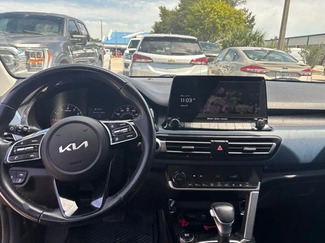 Used 2023 Yellow Kia S image 11