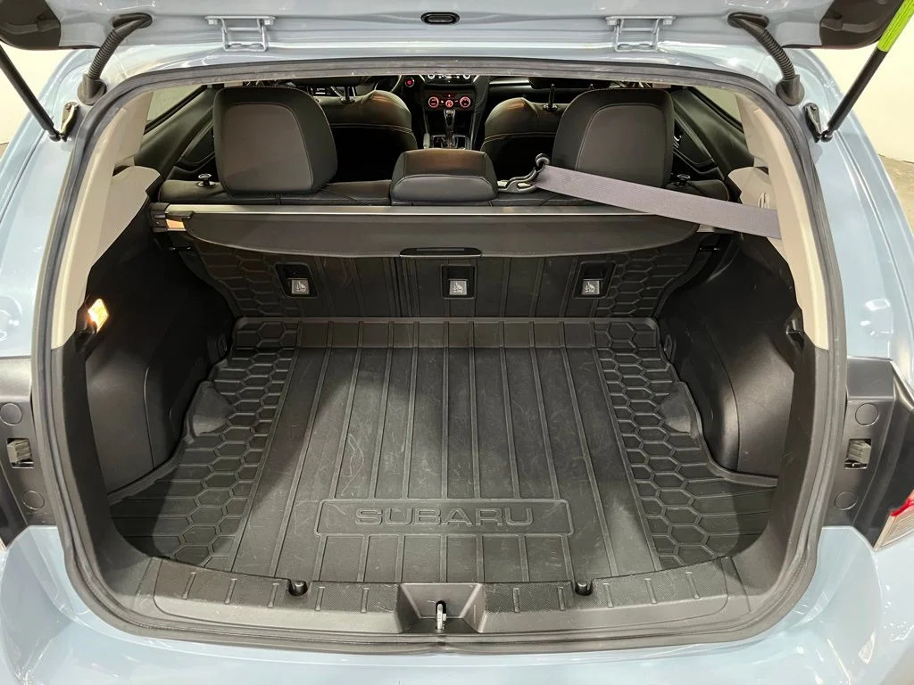 Used 2019 Gray Subaru 2.0i Limited image 13