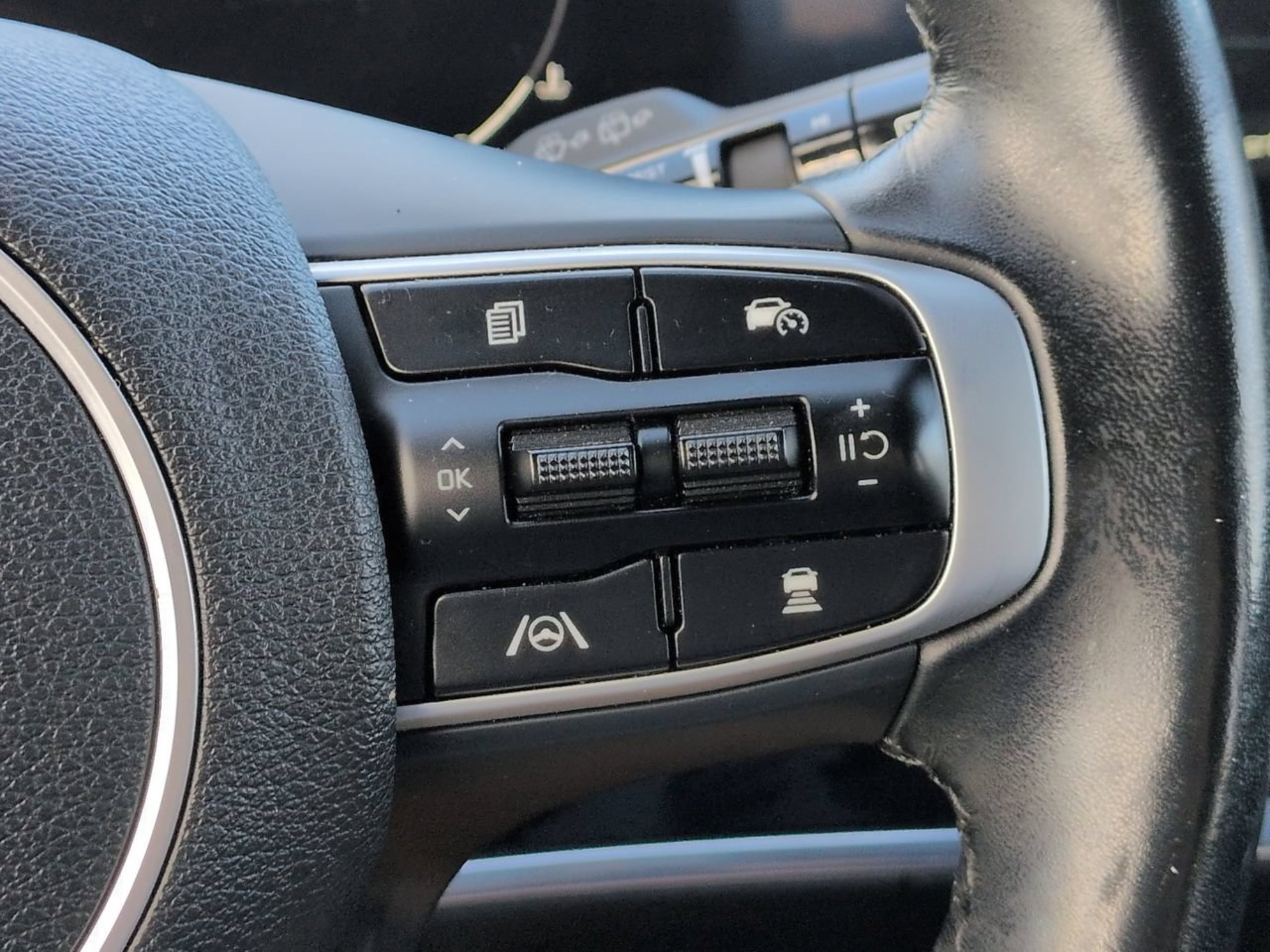 Certified Used 2024 Ebony Black Kia X-Pro image 30