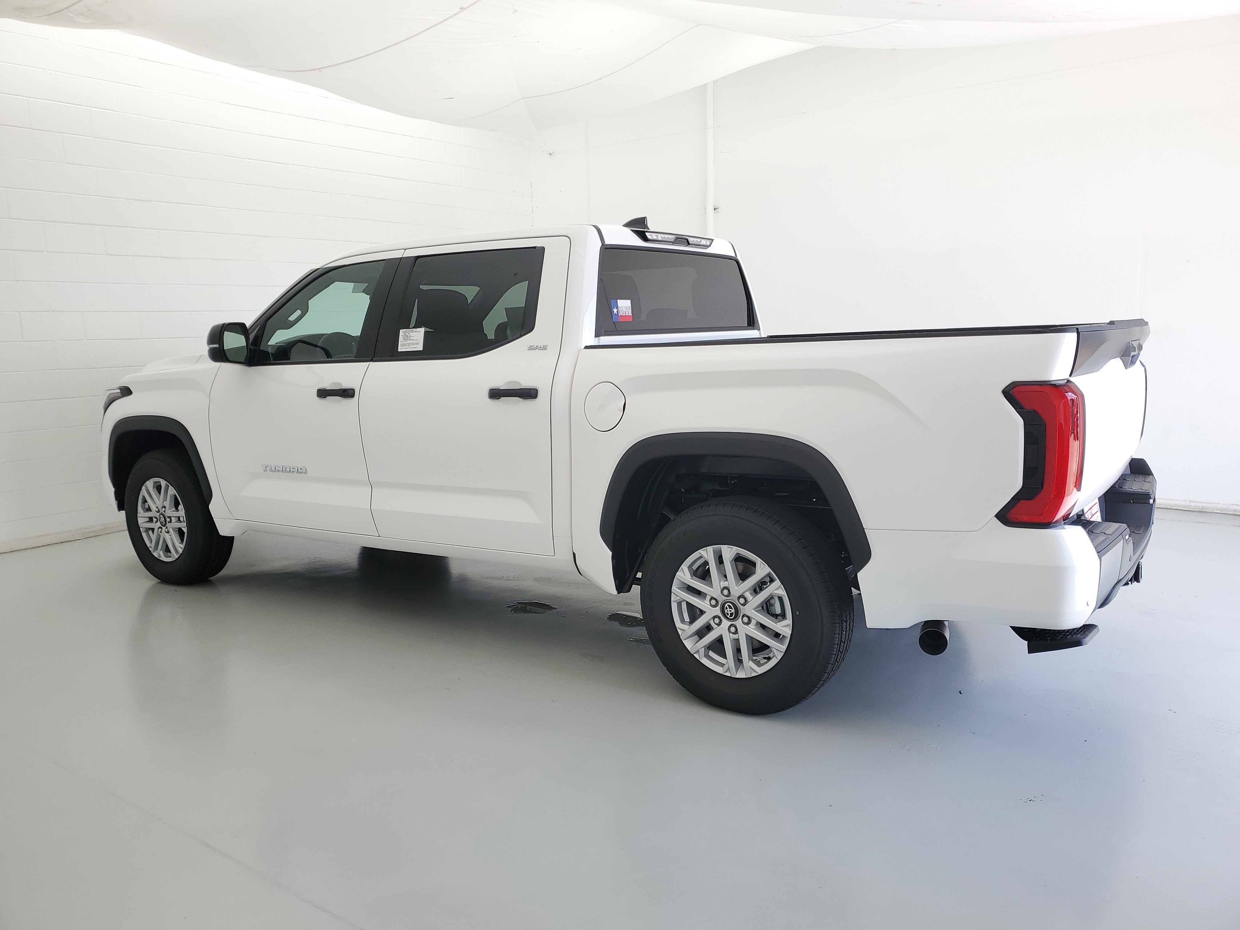 New 2026 Ice Cap Toyota  SR5 image 7