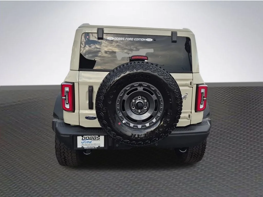 New 2025 Desert Sand Ford Badlands® image 6