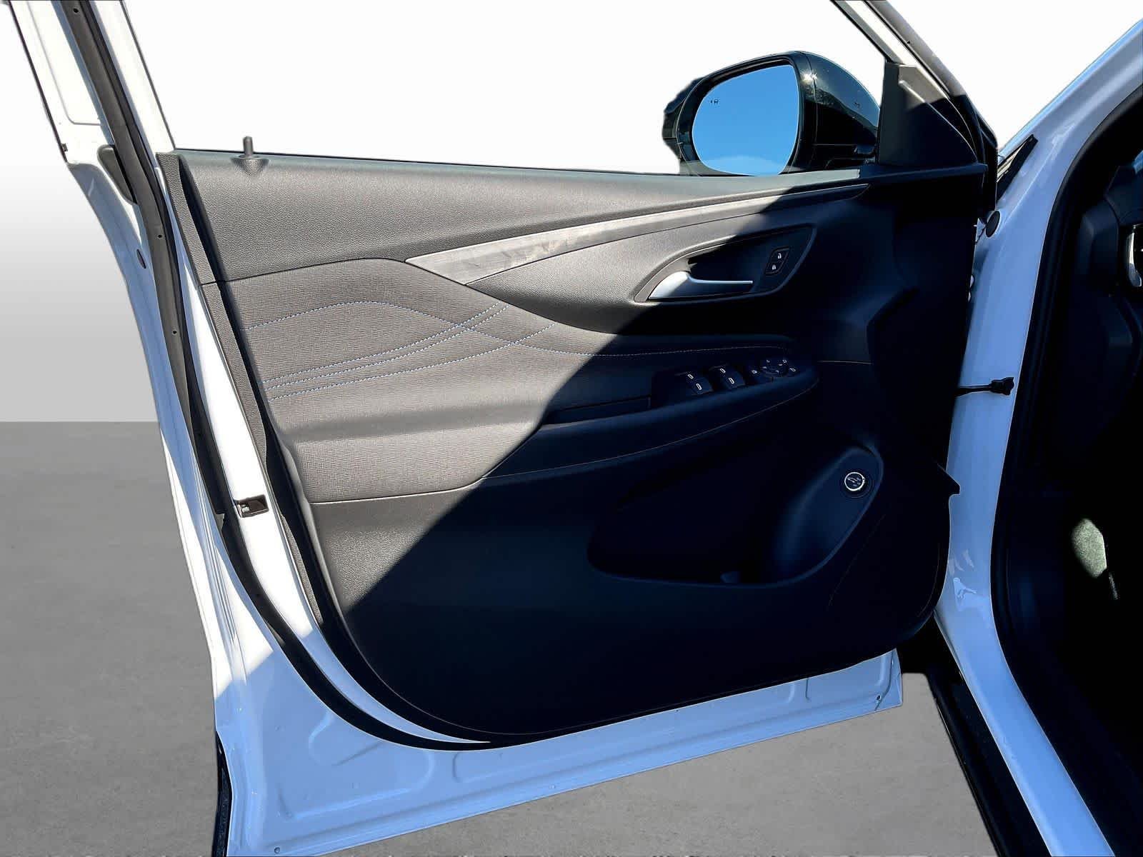 2026 Buick Envista Sport Touring - Photo 22