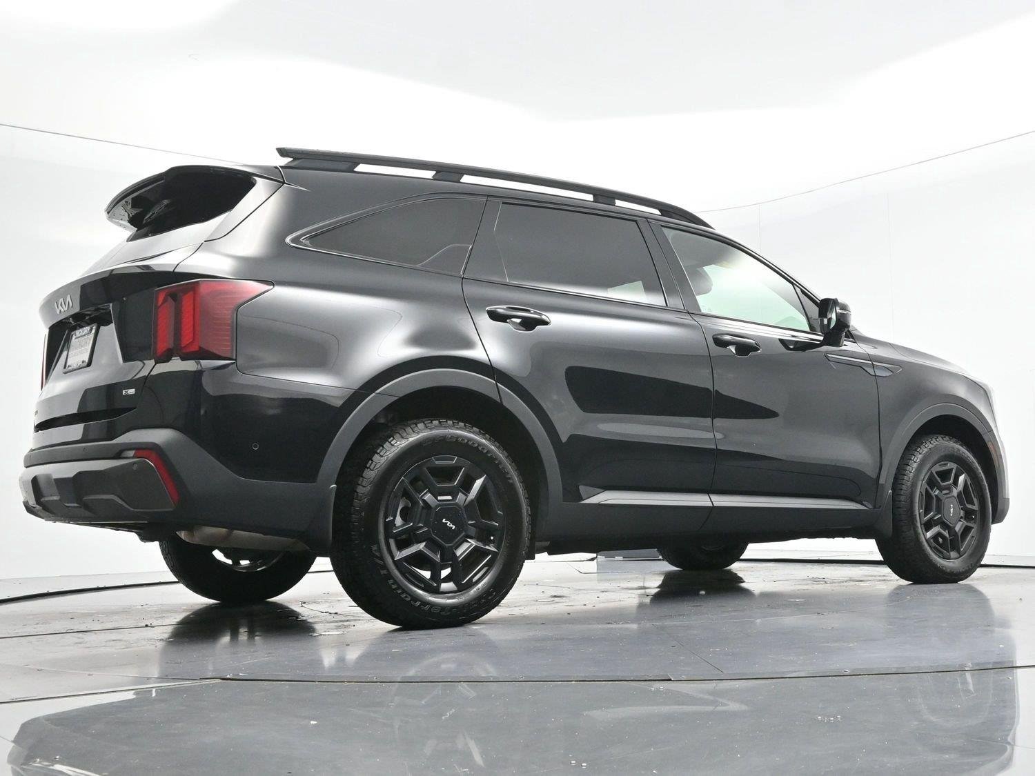 Used 2024 Ebony Black Kia X-Pro SX Prestige image 58