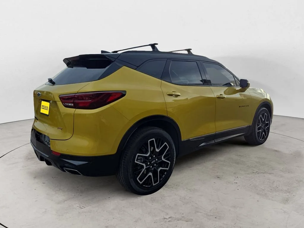 Used 2023 Nitro Yellow Metallic Chevrolet RS image 5