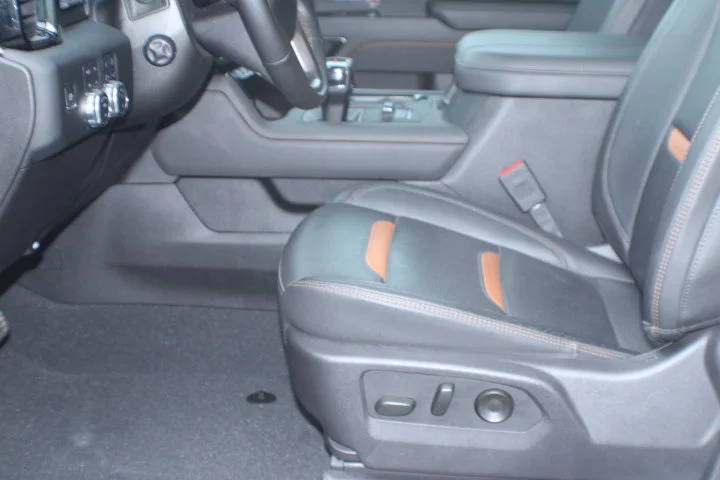 Certified Used 2024 Summit White GMC AT4 image 16