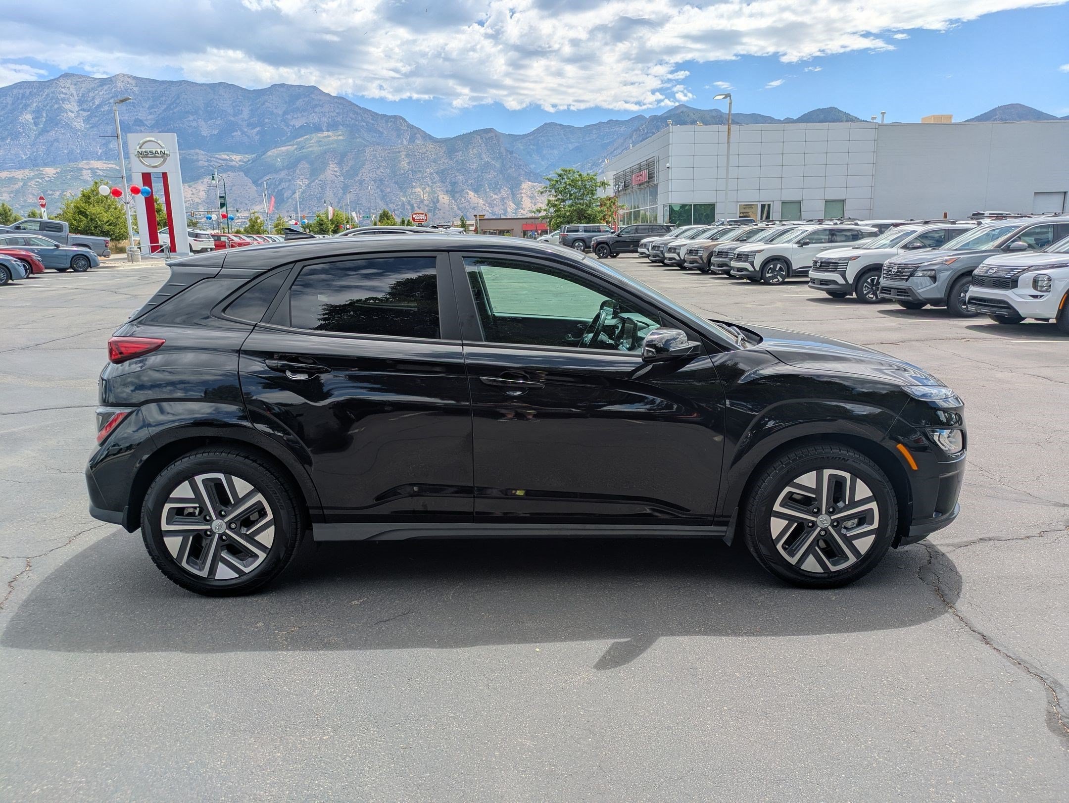 Used 2023 Hyundai Kona EV Limited with VIN KM8K53AG9PU164868 for sale in Orem, UT