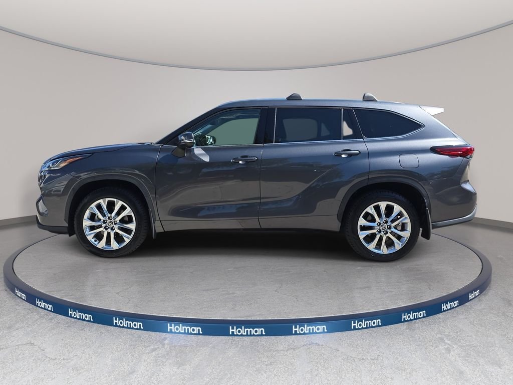 Used 2021 Gray Toyota Limited image 9