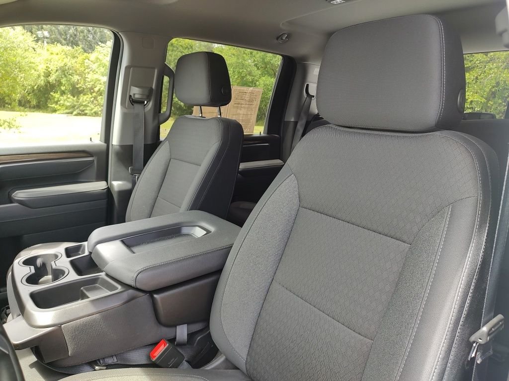 Used 2025 White Chevrolet LT image 20