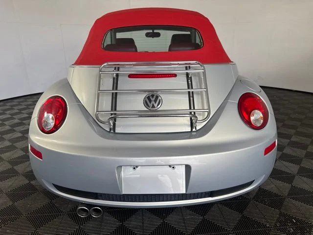 Used 2009 Silver Volkswagen 2.5L image 19