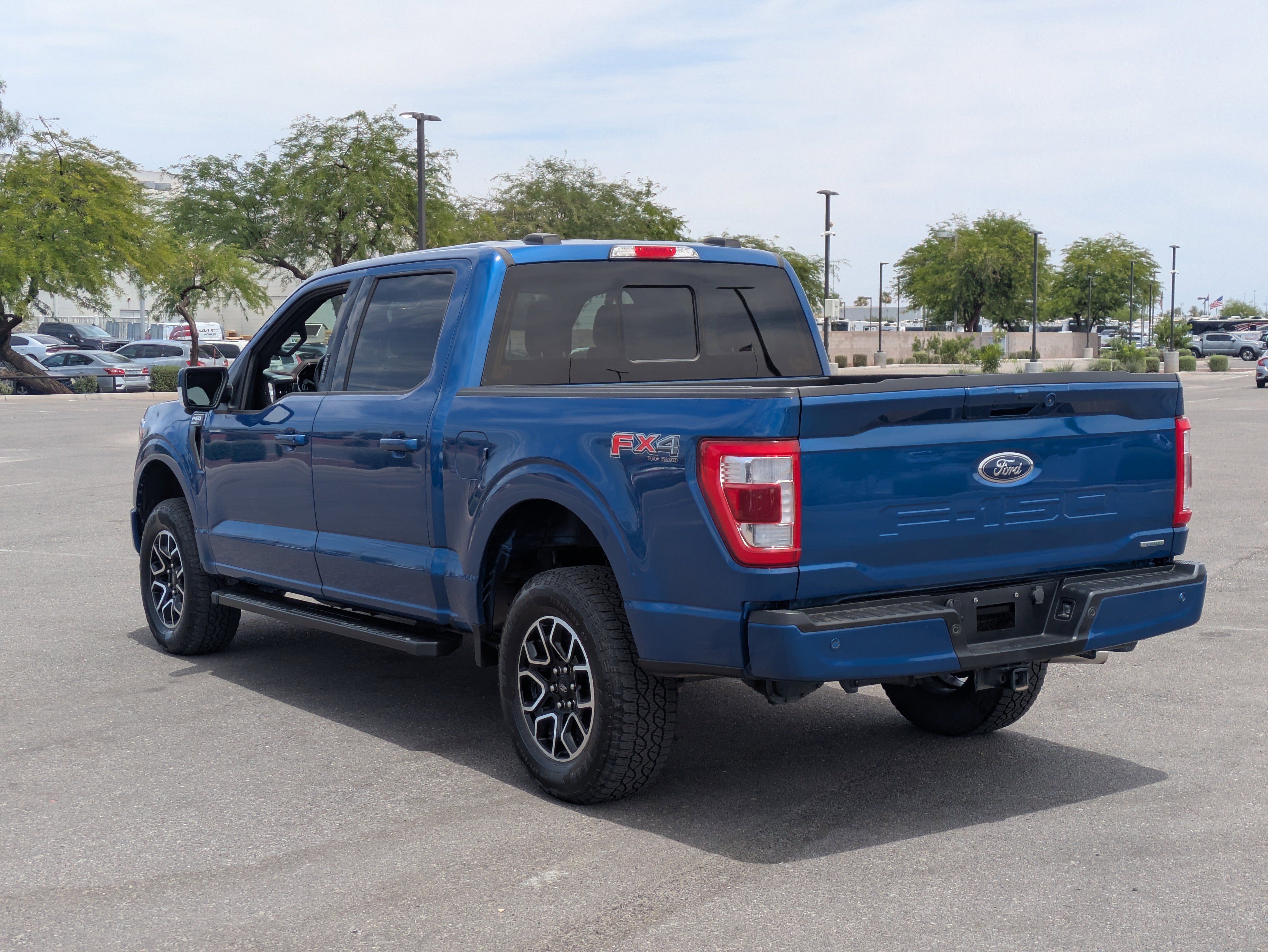 Used 2023 Blue Metallic Ford LARIAT image 3