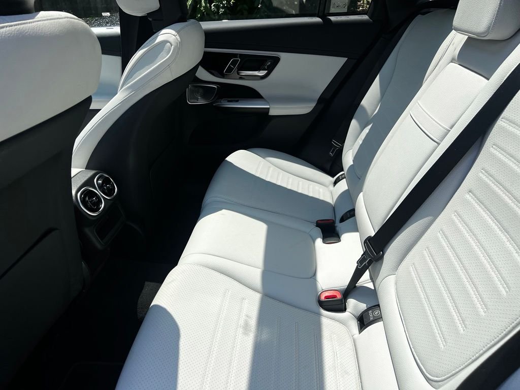 Used 2023 Blue Mercedes-Benz GLC 300 image 12