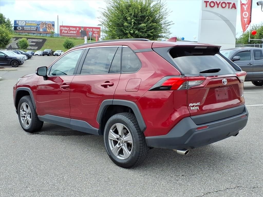 Used 2025 Red Toyota XLE image 7