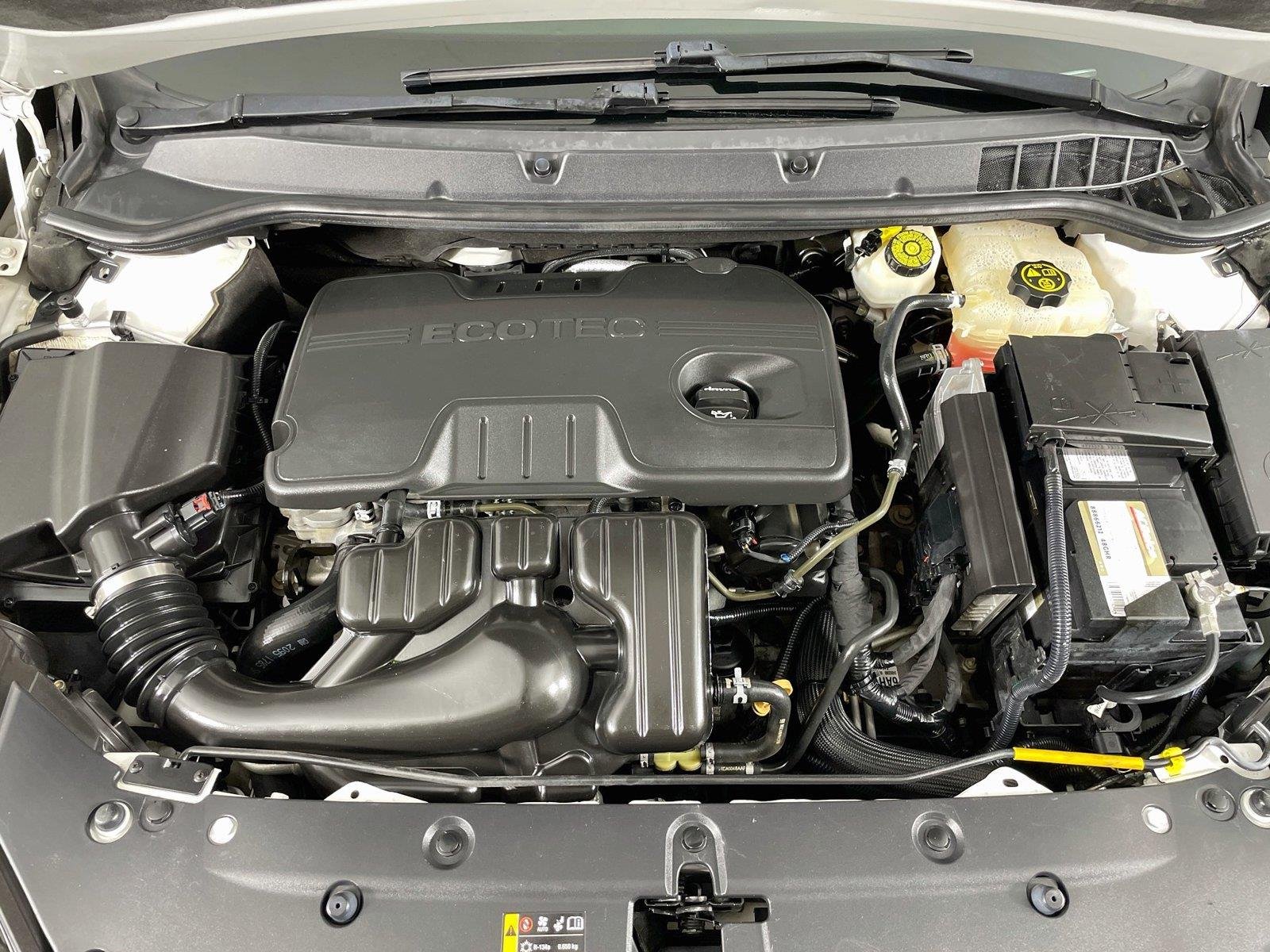 Used 2017 SUMMIT WHITE Buick Sport Touring image 31