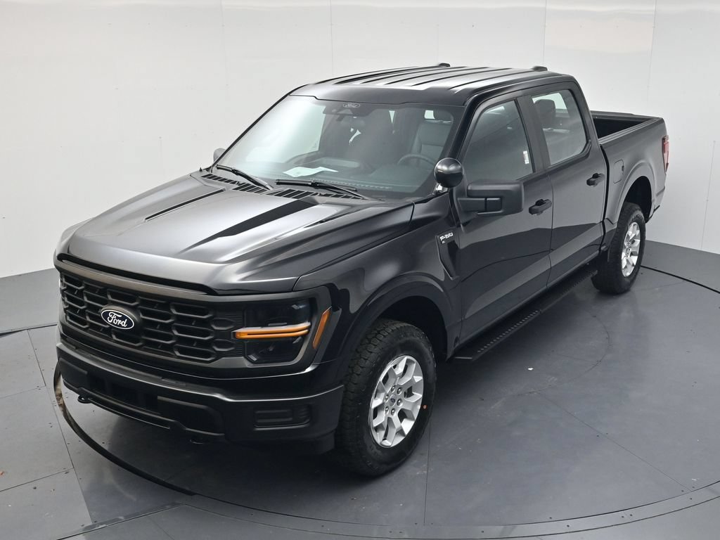 Used 2025 Black Metallic Ford XL image 37