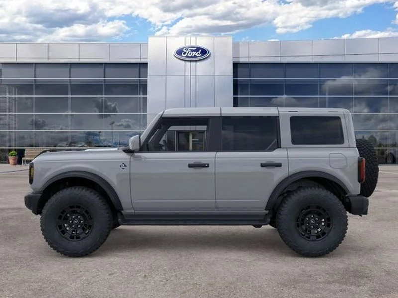New 2026 Avalanche Gray Ford Outer Banks® image 3