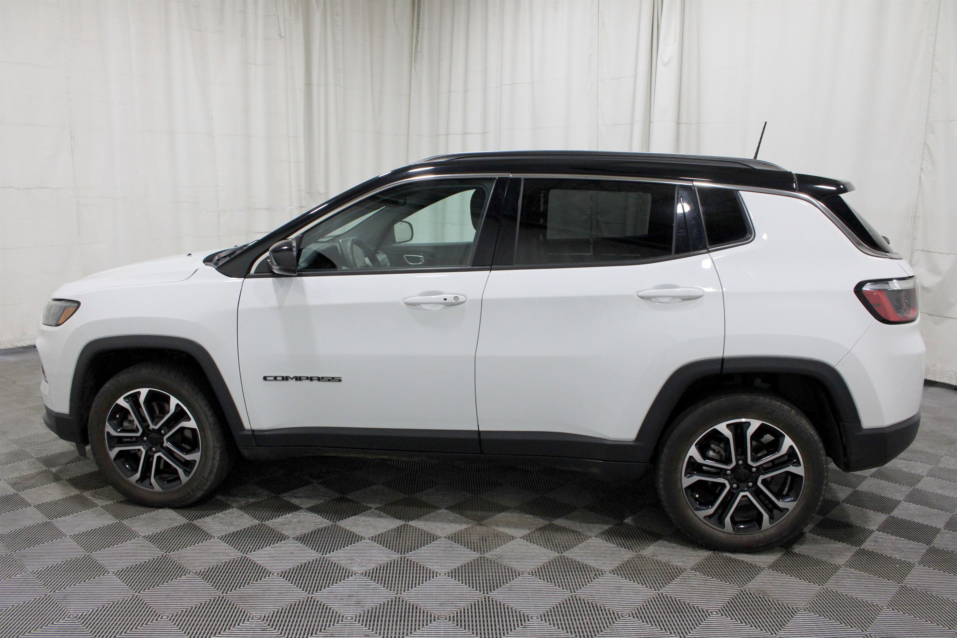 2024 Jeep Compass Limited - Photo 31