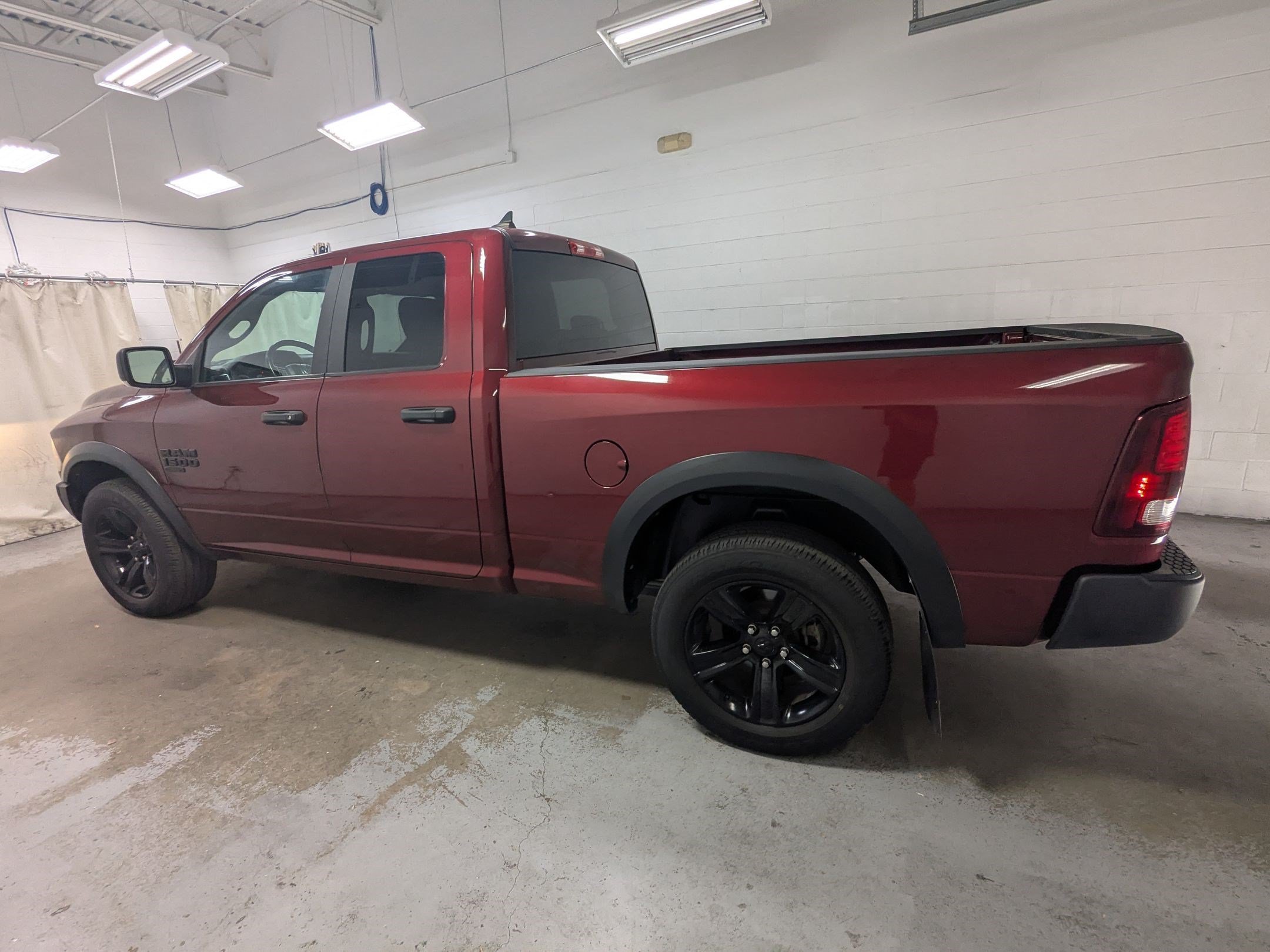 Certified Used 2023 Delmonico Red Pearlcoat Ram Warlock image 8