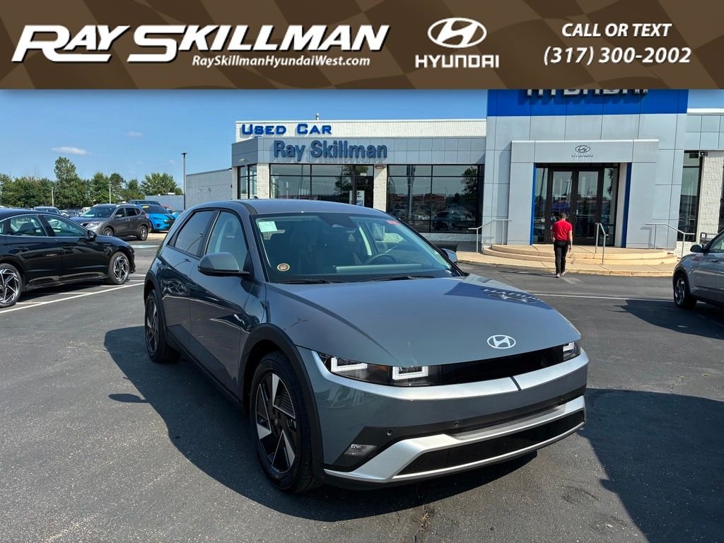 New 2026 Green Hyundai SE Standard Range image 1