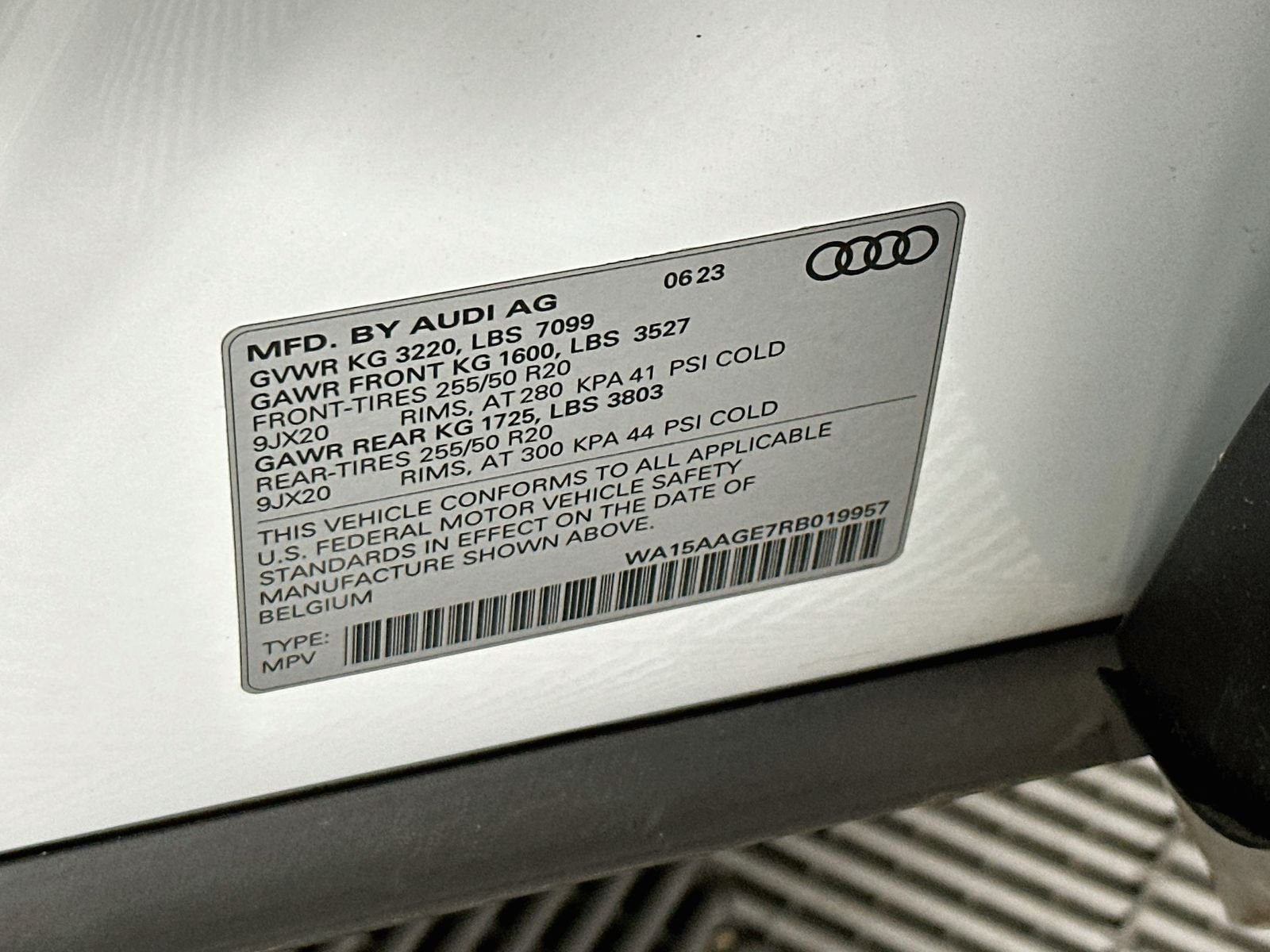 Used 2024 Glacier White Metallic Audi Premium Plus image 34