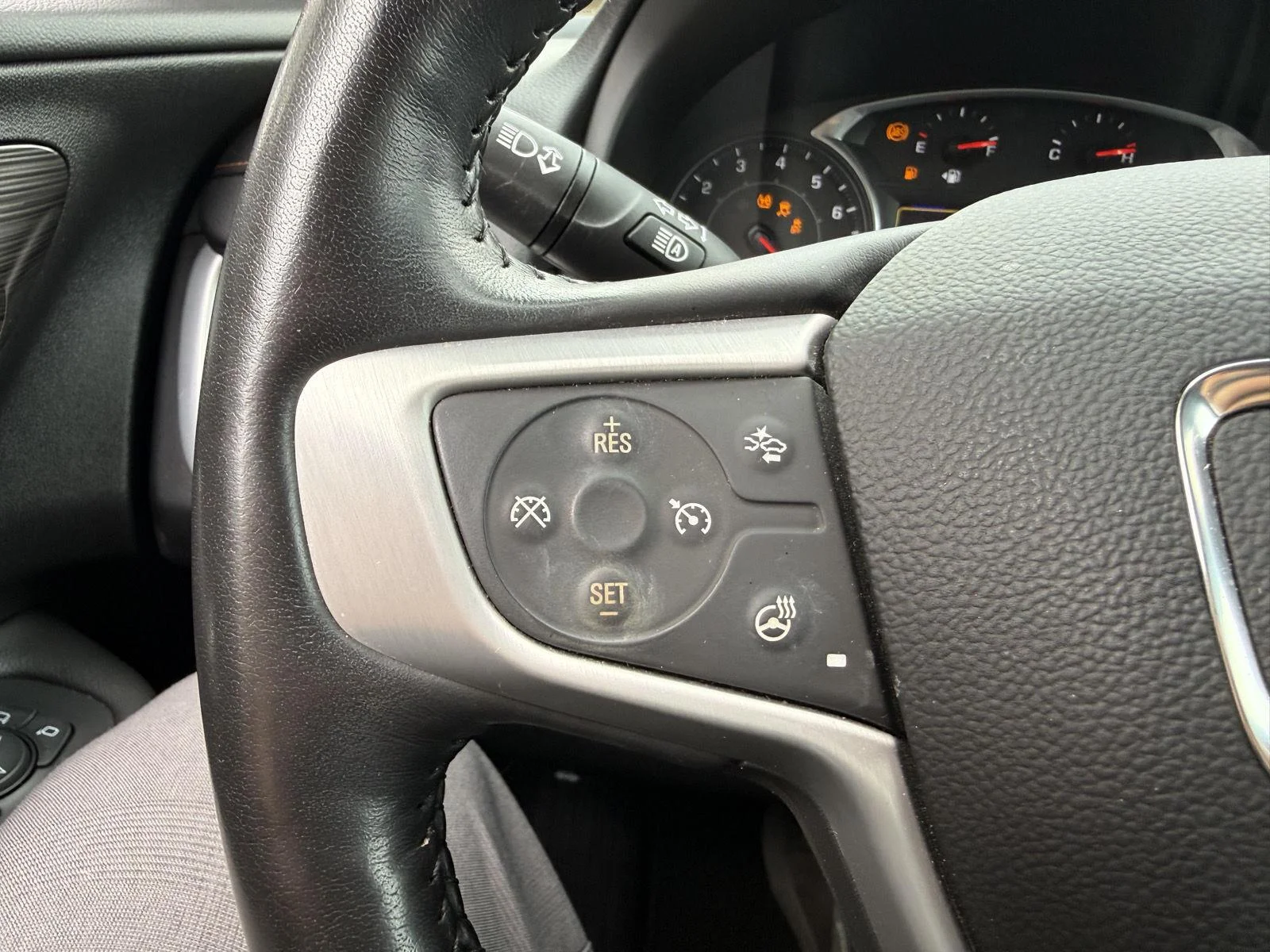 Used 2020 Red Quartz Tintcoat GMC SLT image 12
