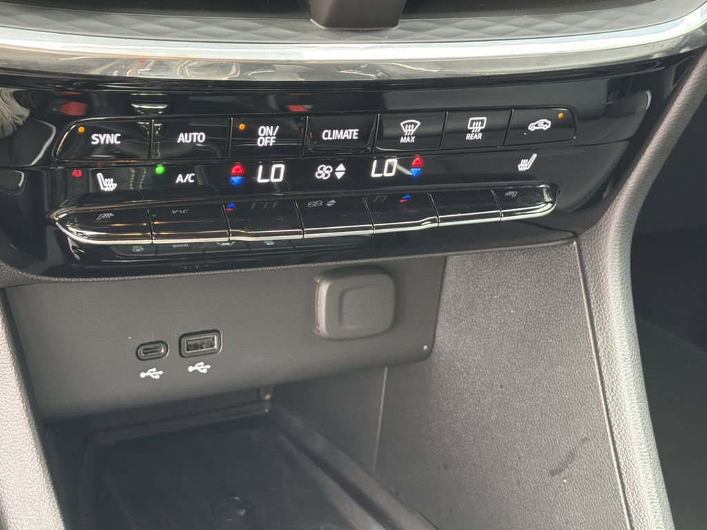 2026 Buick Encore GX Avenir - Photo 25
