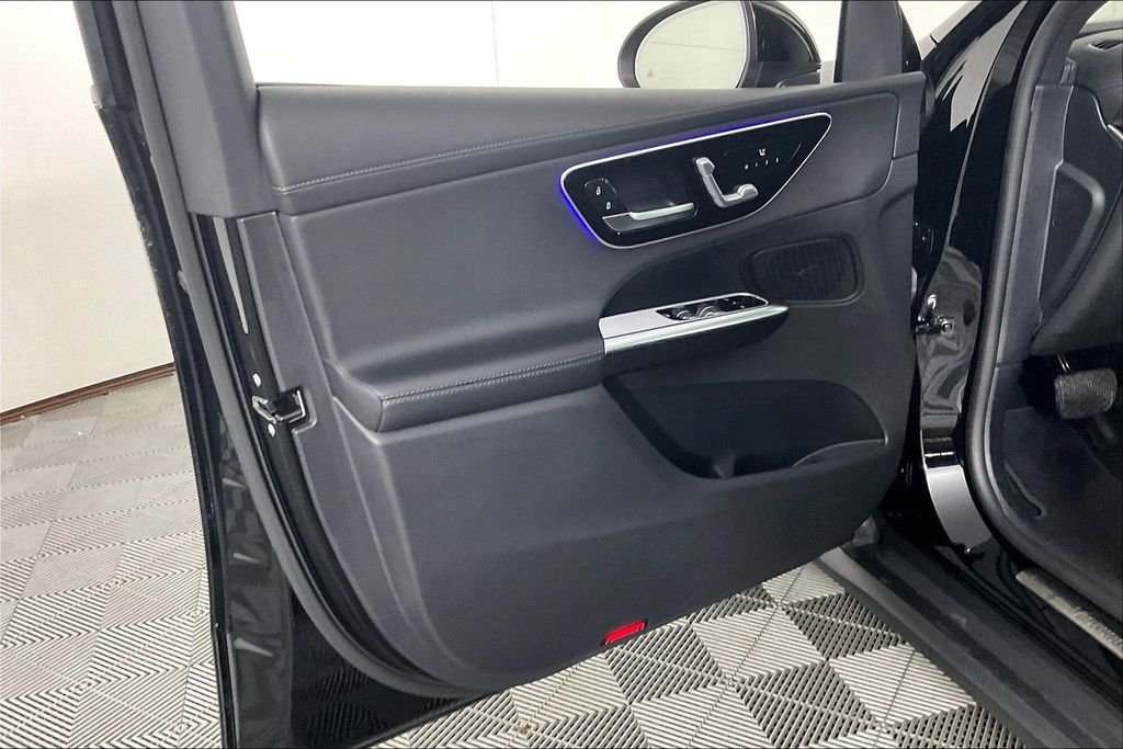 2023 Mercedes-Benz GLC GLC 300 - Photo 15