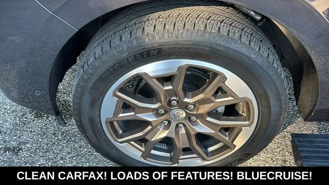 Used 2025 Gray Ford King Ranch image 34