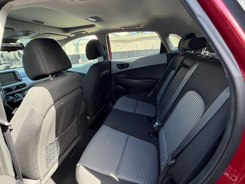 Used 2019 Red Hyundai SEL image 10