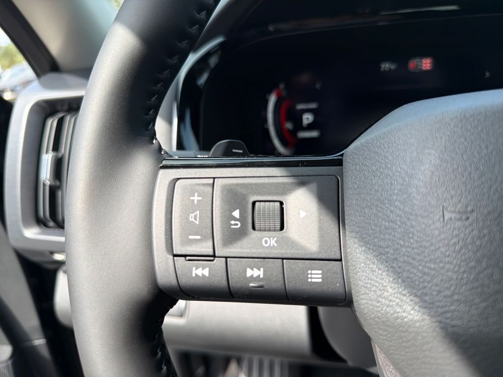 New 2026 Nissan Pathfinder SL 4D Sport Utility