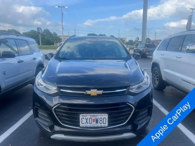 Used 2020 Chevrolet Trax LT with VIN KL7CJLSB8LB020027 for sale in Springfield, MO