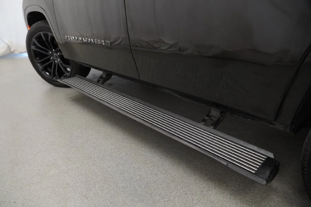 Used 2023 Black Jeep Series II image 37