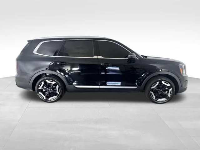 Used 2024 Black Kia EX image 6
