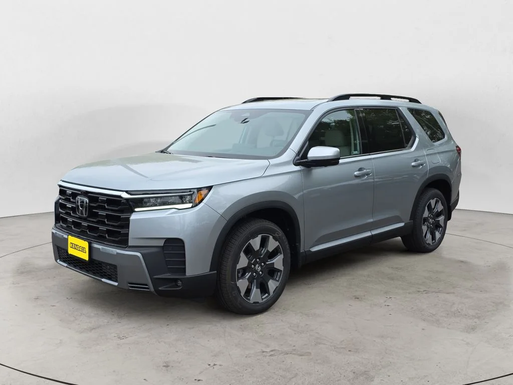 2026 Honda Pilot Touring AWD's photo