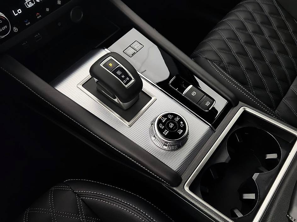 Used 2026 Cosmic Black Nissan Platinum image 19