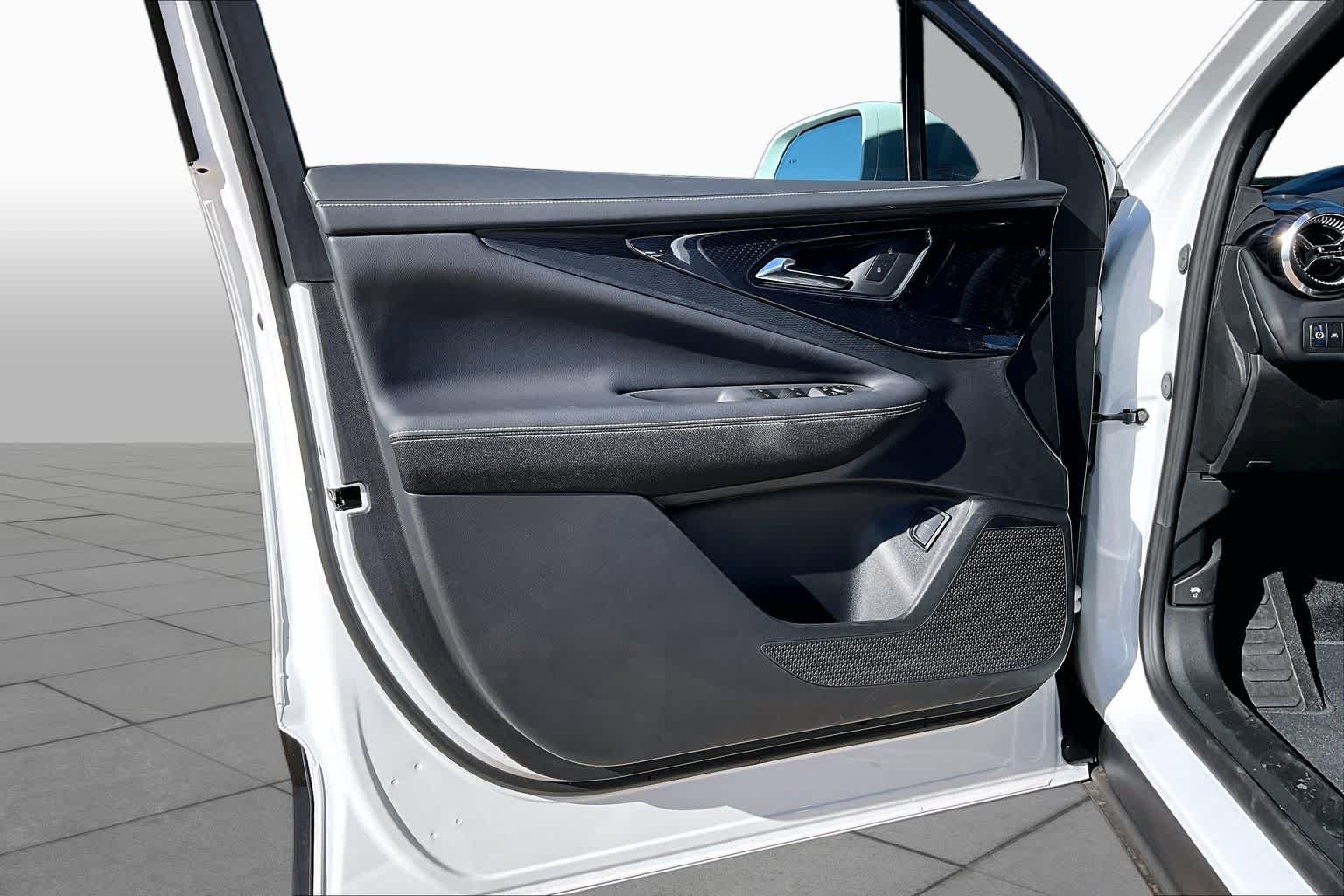 2025 Chevrolet Blazer EV LT - Photo 11