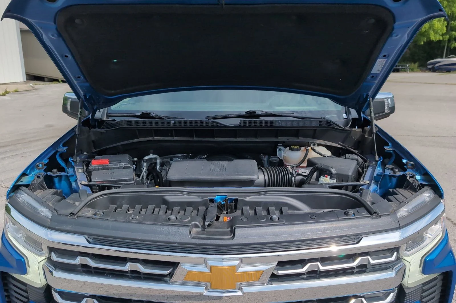 Used 2023 Glacier Blue Metallic Chevrolet LTZ image 29