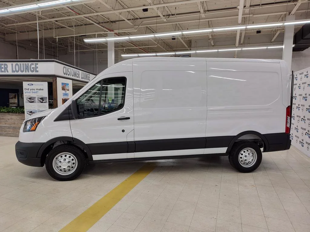 New 2027 Oxford White Ford Cargo Van image 4