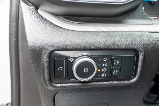 Used 2023 White Ford XLT image 19