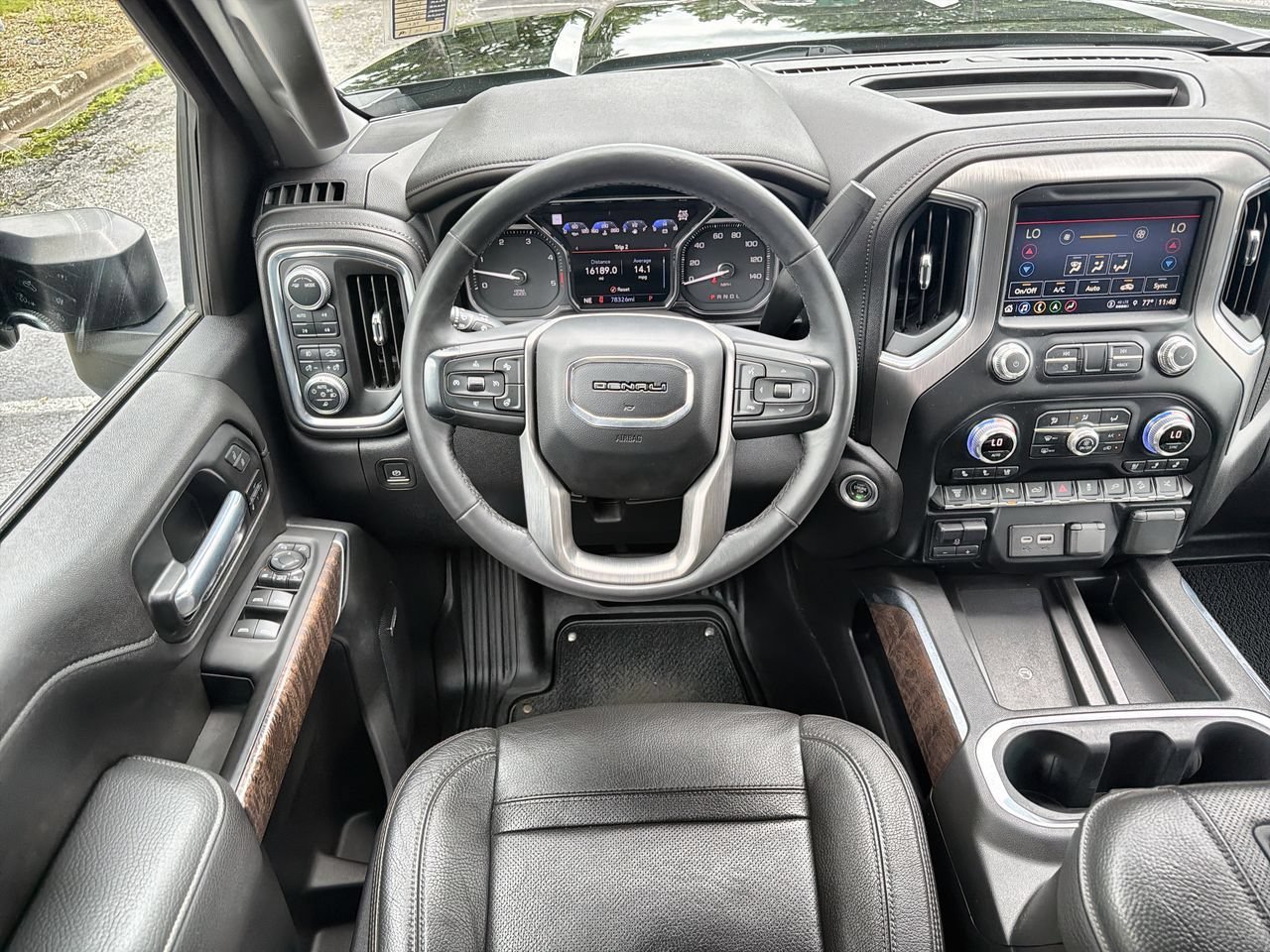 Used 2021 EBONY TWILIGHT METALLIC GMC Denali image 10