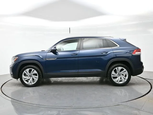 Used 2021 Blue Volkswagen 2.0T SEL image 4