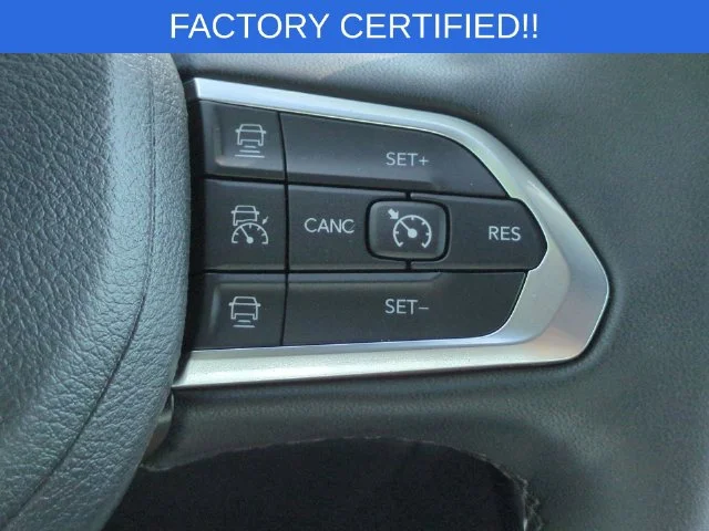 Used 2026 Silver Jeep Limited image 20