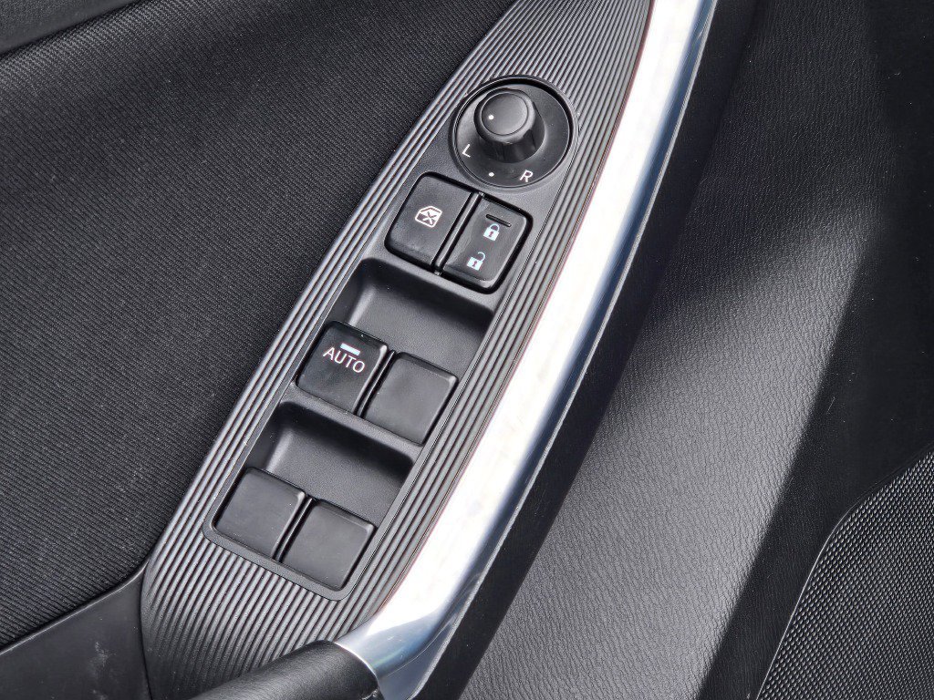 Used 2015 Meteor Gray Mazda Touring image 17