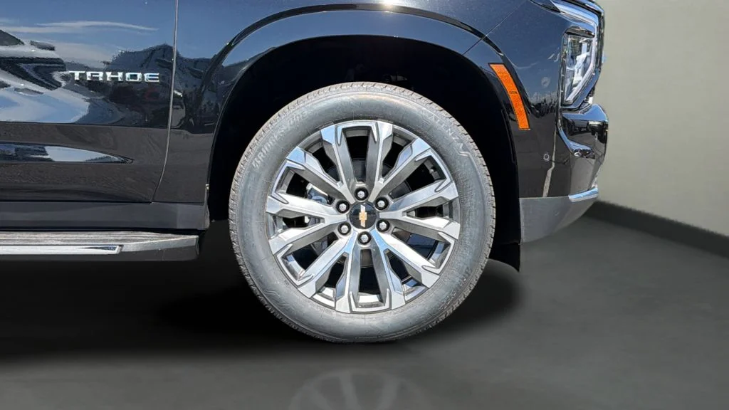 New 2026 Black Chevrolet High Country image 9